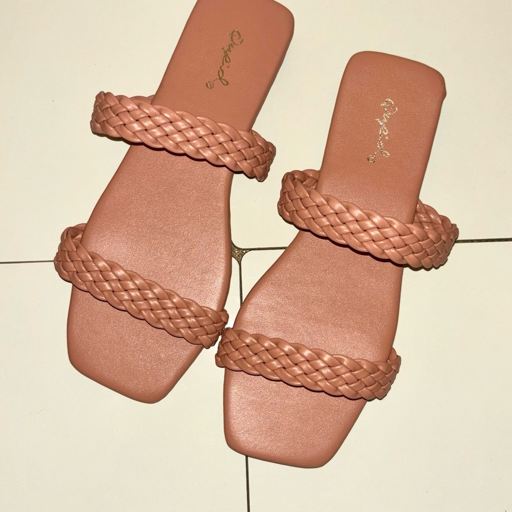 Chic Braided Strap Sandals - Tan